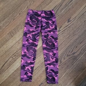 Size 7 Girl Dori Creations pink camouflage legging